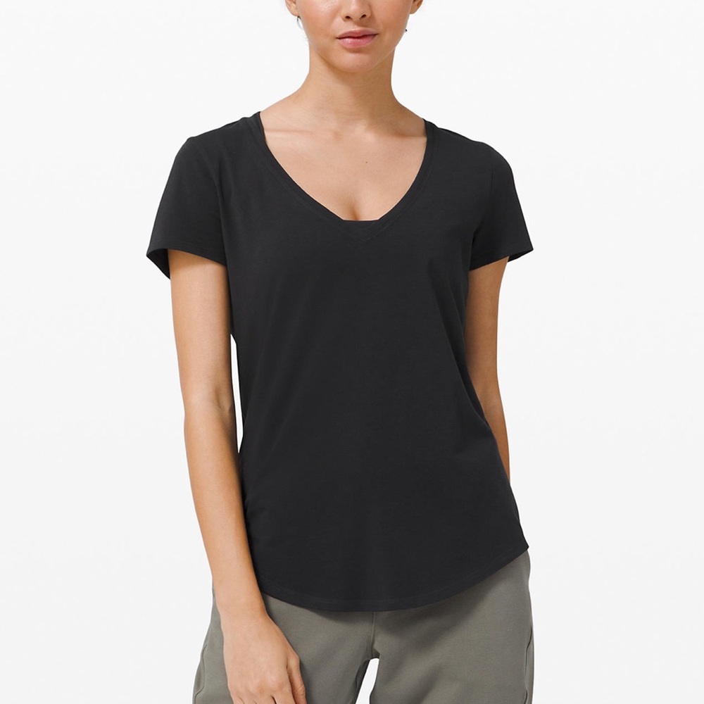 Lululemon Love Tee V